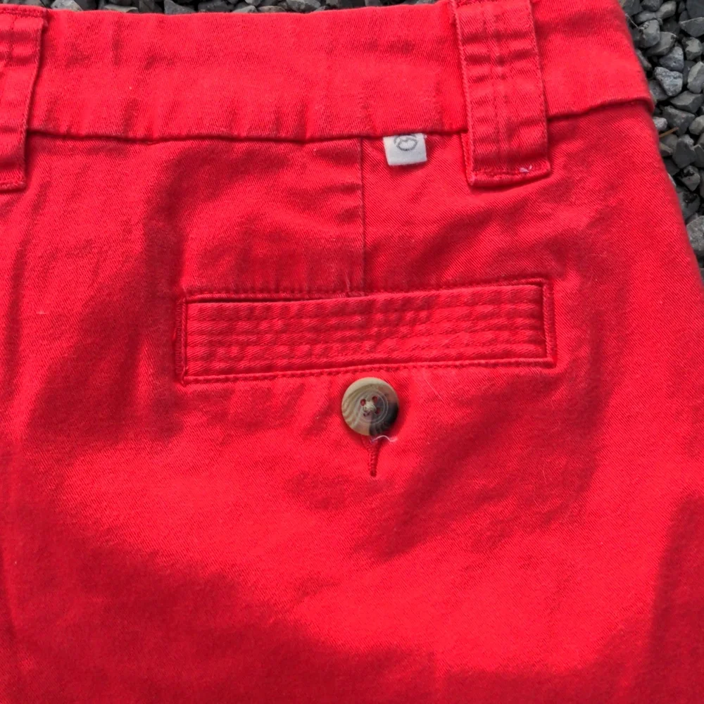 Magellan Outdoors Poppy Red Cotton/Spandex Chino Shorts w/ Tortoise Shell Button - Picture 8 of 12